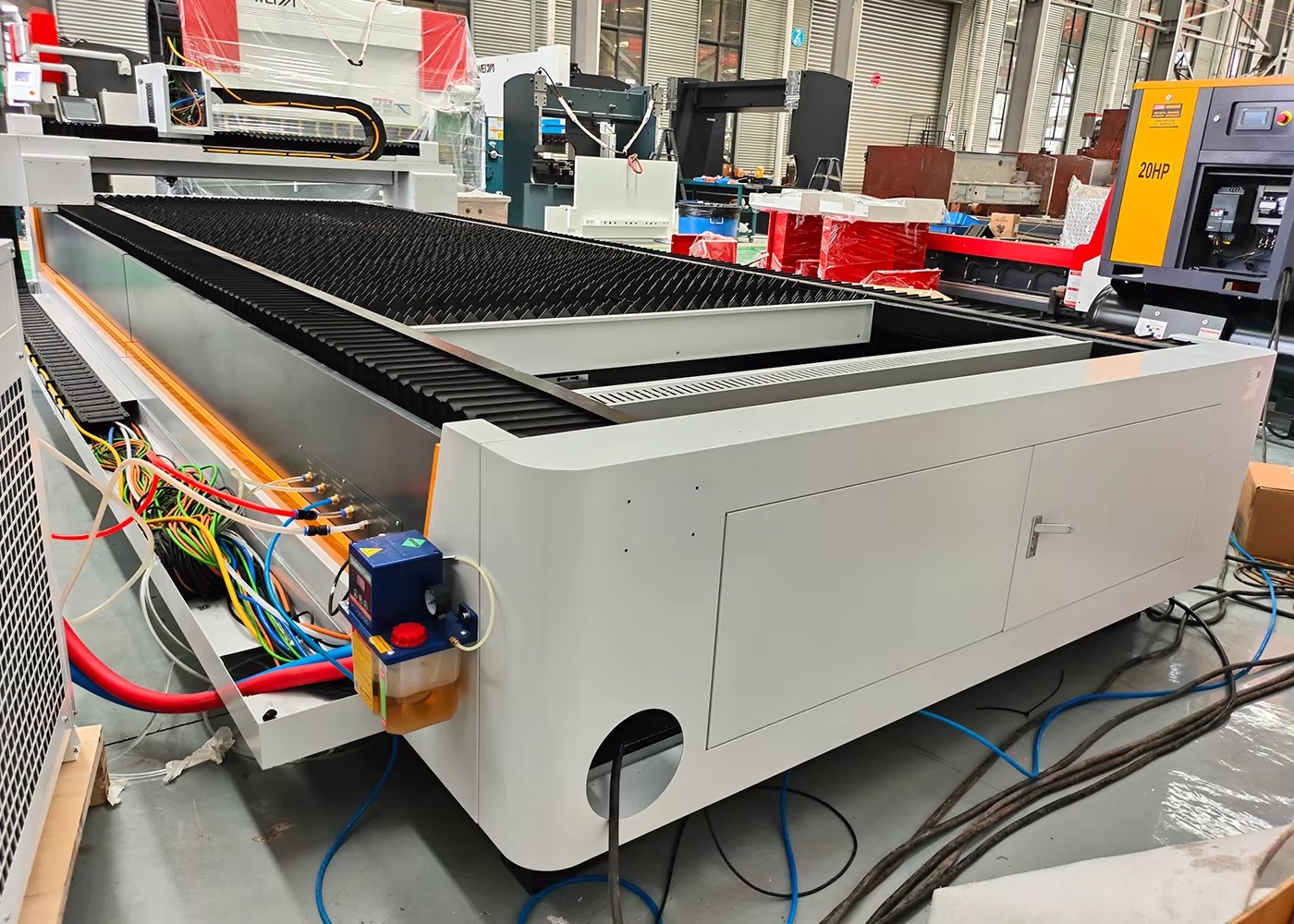 High Quality 6kW Industrial Cn - Industrial Laser Metal Cutting Machine avaliação e preço
