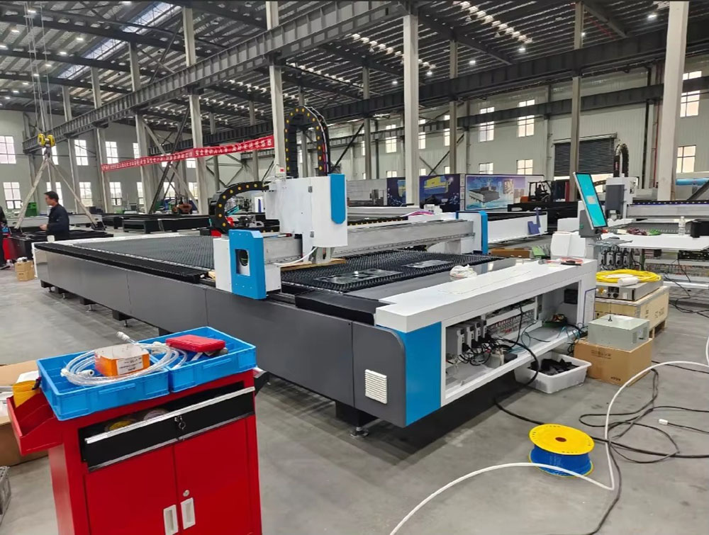 Industrial 3000W CNC Fiber Las - Industrial Laser Metal Cutting Machine avaliação e preço